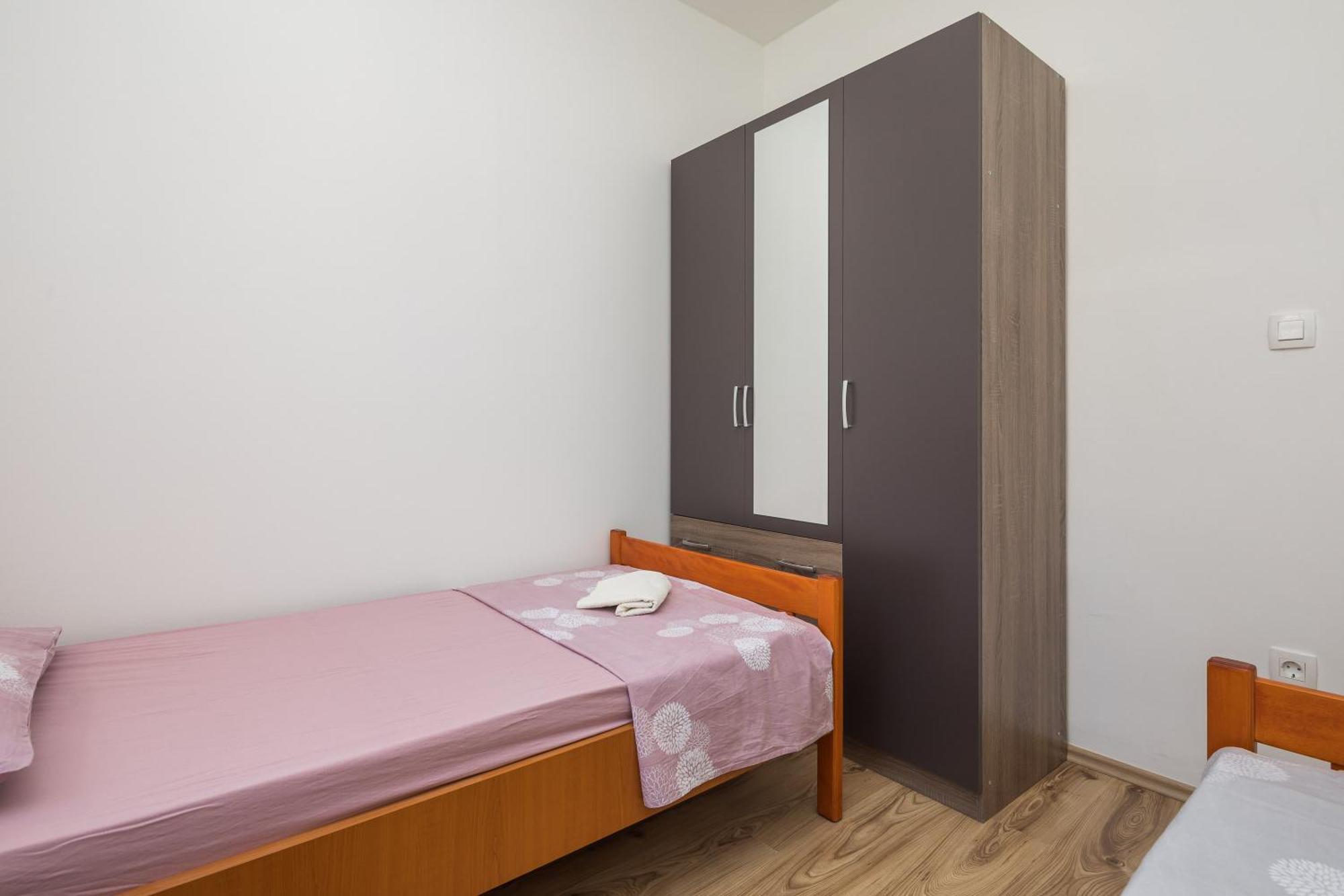 Sandy Beach Apartment 奥米什 外观 照片