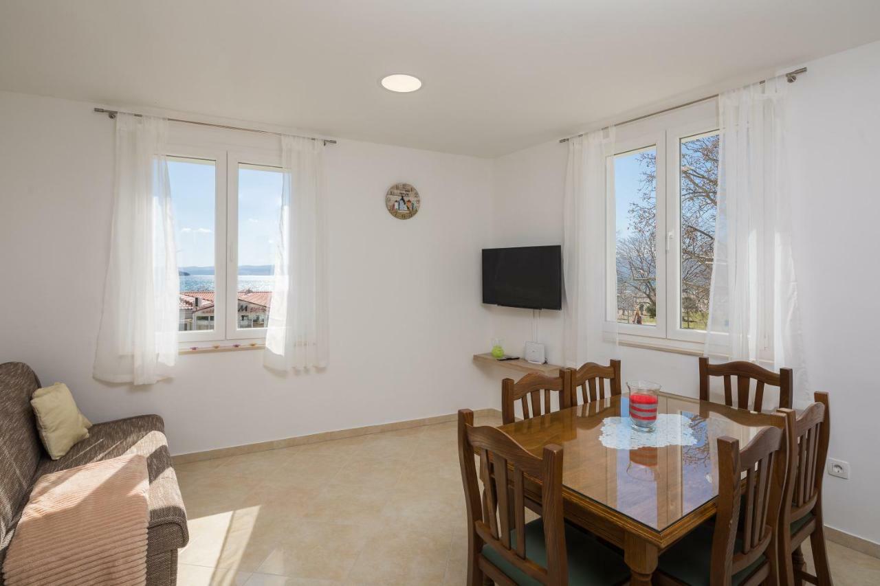 Sandy Beach Apartment 奥米什 外观 照片